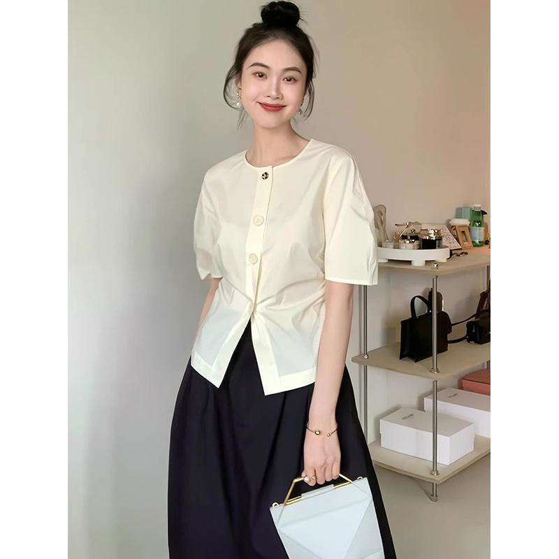 乐天商城 - 秋服 レディース ファッション オシャレ カワイイ シンプル 大人カワイイ 大きいサイズ 軽 フレンチシック 半袖 ラウンドネック シャツ 秋 スリム ソリッドカラー