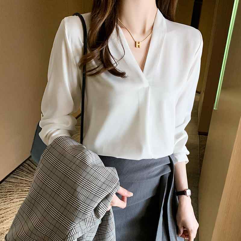 Other - 秋服 レディース ファッション オシャレ カワイイ シンプル 大人カワイイ 大きいサイズ サテン 白 シャツ 通勤 ウェア Vネック 長袖 トップス