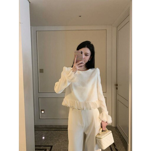 秋服 レディース ファッション オシャレ カワイイ シンプル 大人カワイイ 大きいサイズ アプリコット ラウンドネック セーター ハイエンド スタイル 秋 秋服 レディース ファッション オシャレ カワイイ シンプル 大人カワイイ 大きいサイズ アプリコット ラウンドネック セーター ハイエンド スタイル 秋