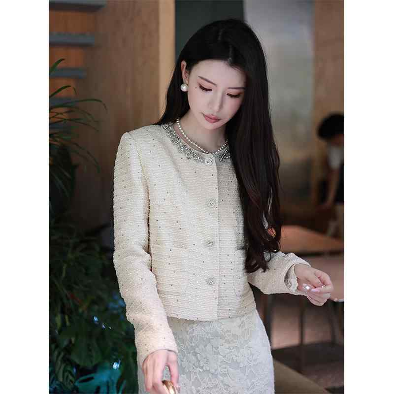 秋服 レディース ファッション オシャレ カワイイ シンプル 大人カワイイ 大きいサイズ ベージュ フレグランス スタイル ジャケット ハイエンド エレガント