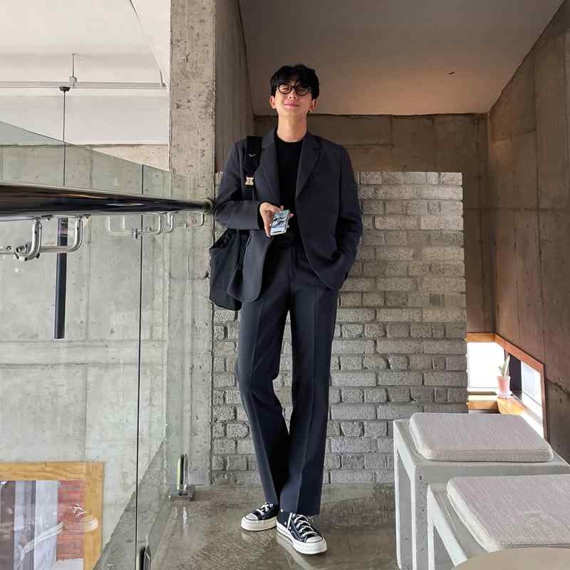 秋冬 コーデ メンズ 服 シンプル ファッション オシャレ 大人 かっこいい 大きいサイズ ストリート 紳士服 フラット スーツ デイリー ビジネス シーン ピース 軽 ストレート レッグ カジュアル パンツ