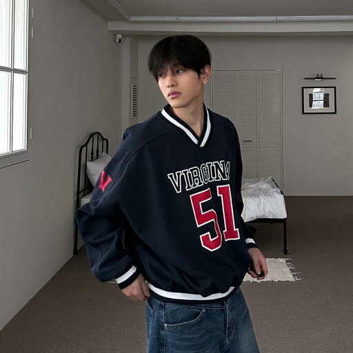 秋冬 コーデ メンズ 服 シンプル ファッション オシャレ 大人 かっこいい 大きいサイズ ストリート 紳士服 Vネック スウェットシャツ プルオーバー レター プリント スポーツ ジャケット アメリカン 厚手 快適 トップス 秋冬 コーデ メンズ 服 シンプル ファッション オシャレ 大人 かっこいい 大きいサイズ ストリート 紳士服 Vネック スウェットシャツ プルオーバー レター プリント スポーツ ジャケット アメリカン 厚手 快適 トップス
