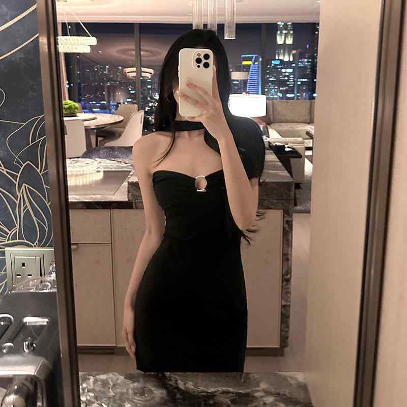 秋服 レディース ファッション オシャレ カワイイ シンプル 大人カワイイ 大きいサイズ ブラック ホルターネック チューブ トップ ストレッチ ドレス