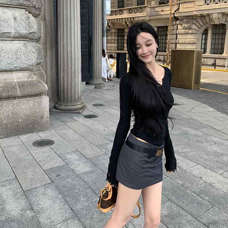 Rakuten - 秋服 レディース ファッション オシャレ カワイイ シンプル 大人カワイイ 大きいサイズ 黒 ブーツ カット レース 袖 スリムフィット トップス