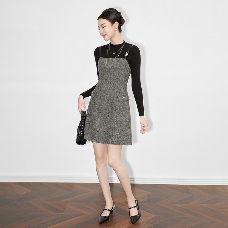 秋服 レディース ファッション オシャレ カワイイ シンプル 大人カワイイ 大きいサイズ 水 スーツ ニット レイヤリング シャツ サスペンダー ウール スカート ツーピース