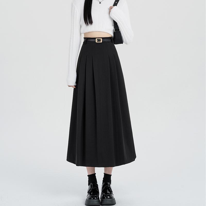 春 コーデ レディース ファッション オシャレ カワイイ シンプル きれいめ ナチュラル 上品カジュアル 婦人服 黒 スカート ハイウエスト 効果 Aライン 裾 アンブレラ