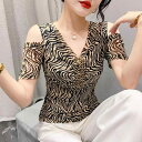 秋冬 コーデ レディース ファッション オシャレ 服 カワイイ シンプル 大人カワイイ 大きいサイズ ビーズ ヒョウ柄 Vネック T シャツ 半袖 フィットメッシュ トップス オフショルダー ボディストッキング