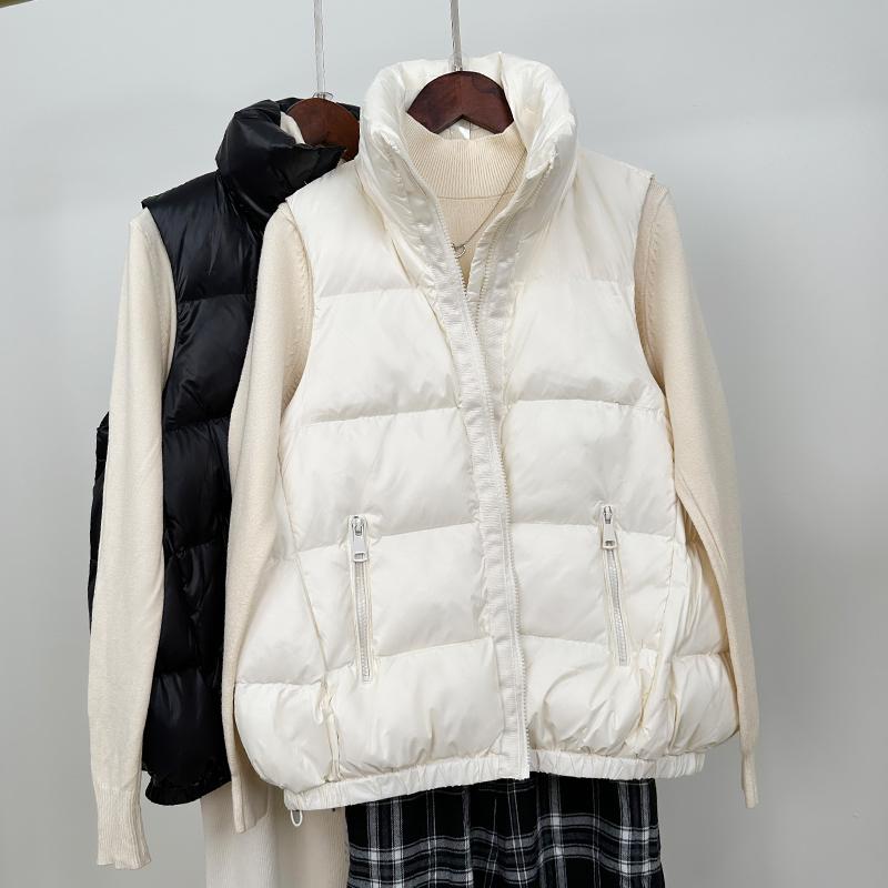 秋冬 コーデ レディース ファッション オシャレ 服 カワイイ シンプル 大人カワイイ 大きいサイズ ダウン ジャケット ホワイトダックダウン ベスト スタンドカラー ノースリーブ ベウター
