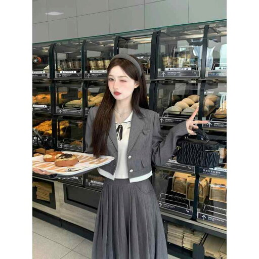 秋冬 コーデ レディース ファッション オシャレ 服 カワイイ シンプル 大人カワイイ 大きいサイズ グレー カレッジ スーツ カジュアル ジャケット 秋冬 コーデ レディース ファッション オシャレ 服 カワイイ シンプル 大人カワイイ 大きいサイズ グレー カレッジ スーツ カジュアル ジャケット