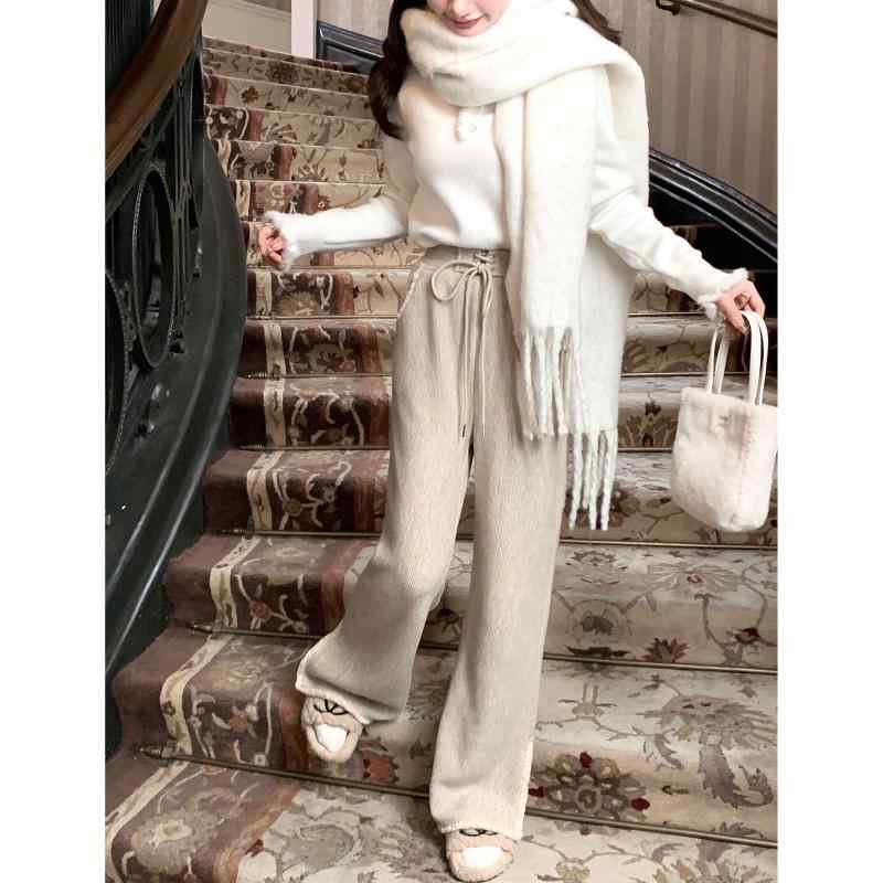 秋冬コーデレディースファッションオ...