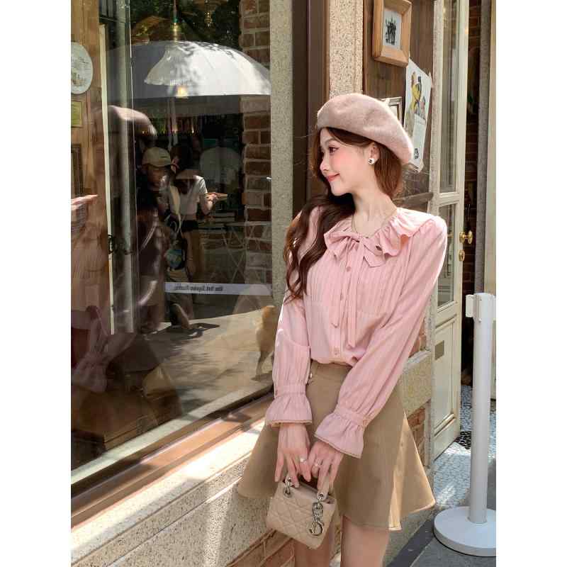 秋冬 コーデ レディース ファッション オシャレ 服 カワイイ シンプル 大人カワイイ 大きいサイズ ソフト ハート 白 桃 ピンク 長袖 シャツ トップス