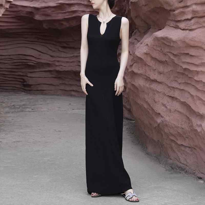 秋冬 コーデ レディース ファッション オシャレ 服 カワイイ シンプル 大人カワイイ 大きいサイズ ブラック マキシ スカート ニット ノースリーブ スリムフィット ヒップ ハグ ウエスト スリム インナー ドレス