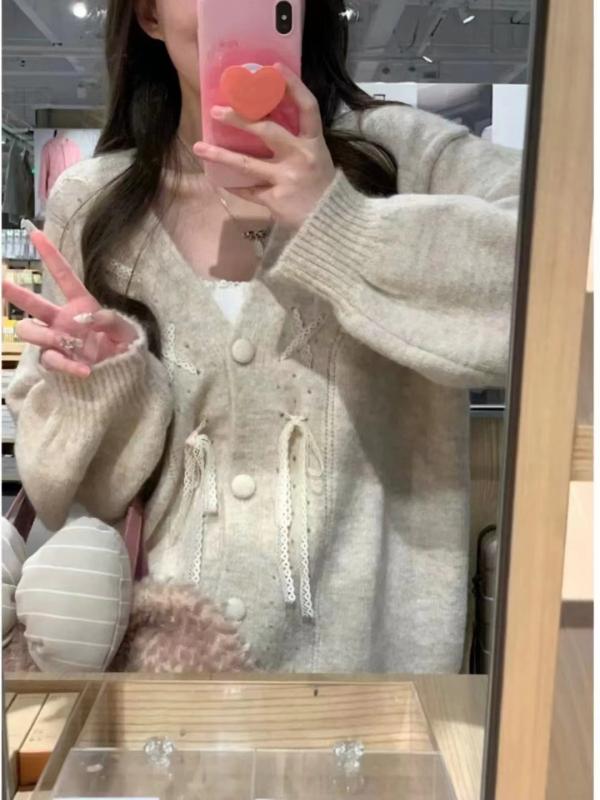 秋冬 コーデ レディース ファッション オシャレ 服 カワイイ シンプル 大人カワイイ 大きいサイズ Vネック レース ストラップ セーター ジャケット 韓国スタイル ニットカーディガン