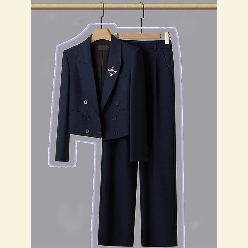 秋冬 コーデ レディース ファッション オシャレ 服 カワイイ シンプル 大人カワイイ 大きいサイズ 服装 ハイエンド カジュアル 通勤ウェア スーツ 黒 パンツ セット