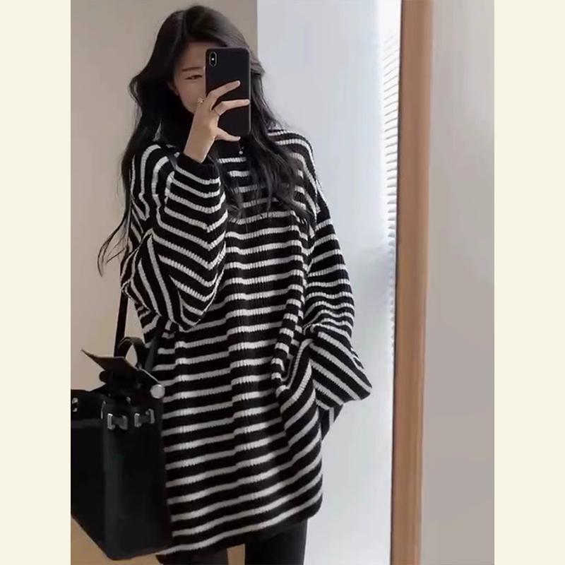 秋冬 コーデ レディース ファッション オシャレ 服 カワイイ シンプル 大人カワイイ 大きいサイズ ハイエンド ニット セーター スリミング シック ストライプ セーター