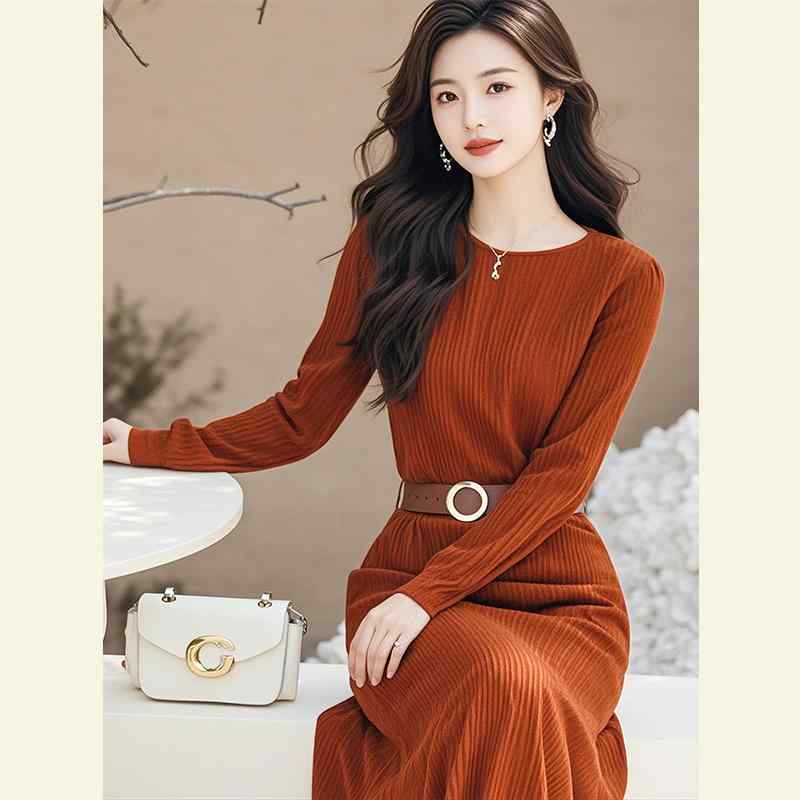 秋冬 コーデ レディース ファッション オシャレ 服 カワイイ シンプル 大人カワイイ 大きいサイズ お姫様 スタイル ハイエンド オレンジ コーデュロイ ドレス