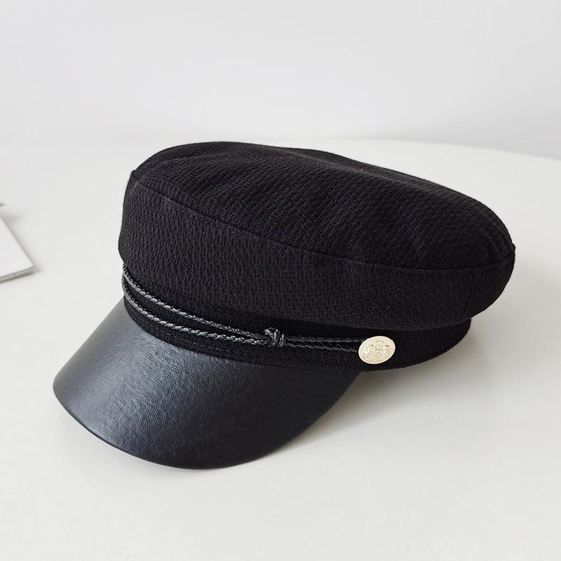 秋冬 コーデ レディース ファッション オシャレ アイテム カワイイ シンプル 大人カワイイ レトロ 帽子 旅行 キャスケット