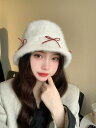 秋冬 コーデ レディース ファッション オシャレ アイテム カワイイ シンプル 大人カワイイ ウサギ ファー フィッシャーマン ハット 帽子 白 バケット ハット 暖かい