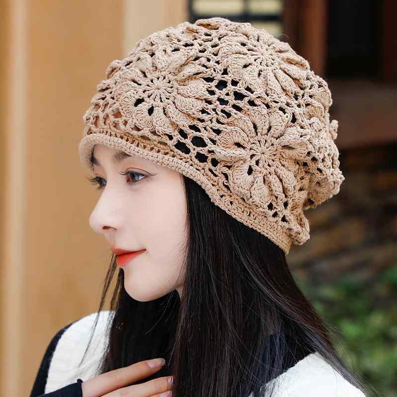 秋冬 コーデ レディース ファッション オシャレ アイテム カワイイ シンプル 大人カワイイ 帽子 花 エレガント ターバン 薄型