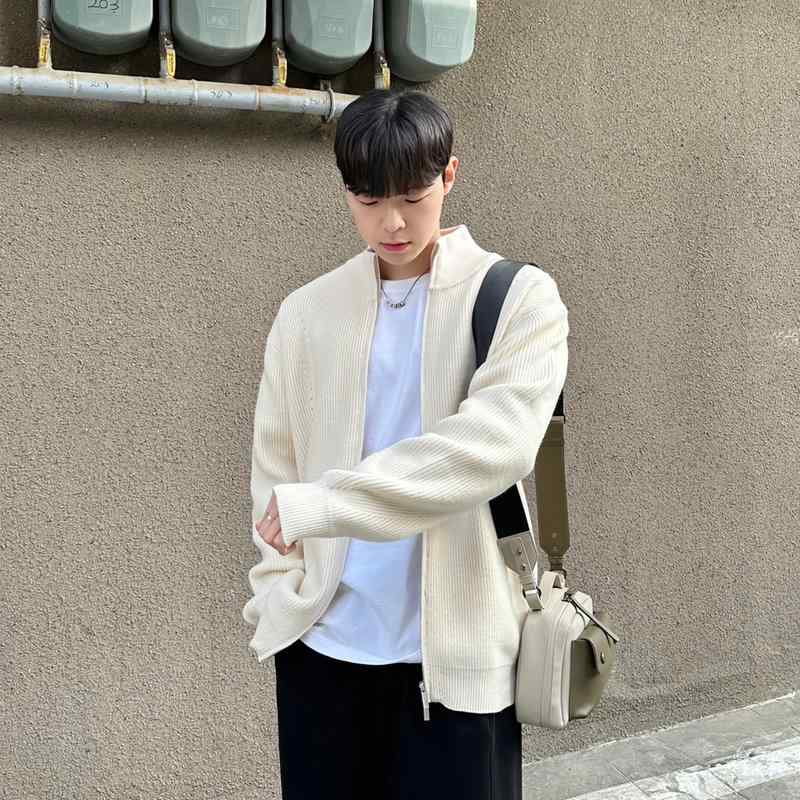 秋冬 コーデ メンズ 服 シンプル ファッション オシャレ 大人 かっこいい 大きいサイズ ストリート 紳士服 白 スタンドカラー ジッパー セーター 韓国スタイル シンプル ジャケット