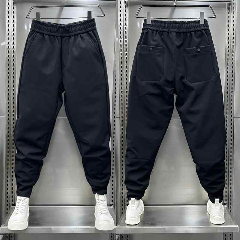 秋冬 コーデ メンズ 服 シンプル ファッション オシャレ 大人 かっこいい 大きいサイズ ストリート 紳士服 黒 フット パンツ レッグ ストレッチ カジュアル