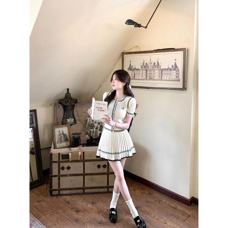 乐天商城 - 秋服 コーデ レディース ファッション オシャレ カワイイ シンプル 大人カワイイ 大きいサイズ 女子 カジュアル スーツ セーター プリーツ スカート 2点 セット