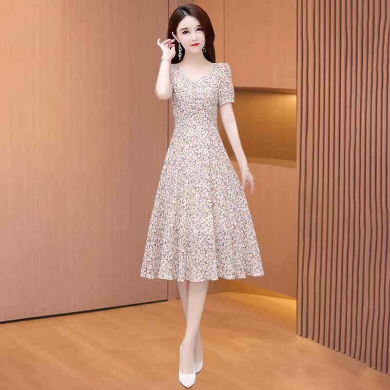 春 コーデ レディース ファッション オシャレ アイテム カワイイ コーデ シンプル きれいめ ナチュラル 上品カジュアル 女性用 婦人服 ライン ドレス スタイル ハイエンド