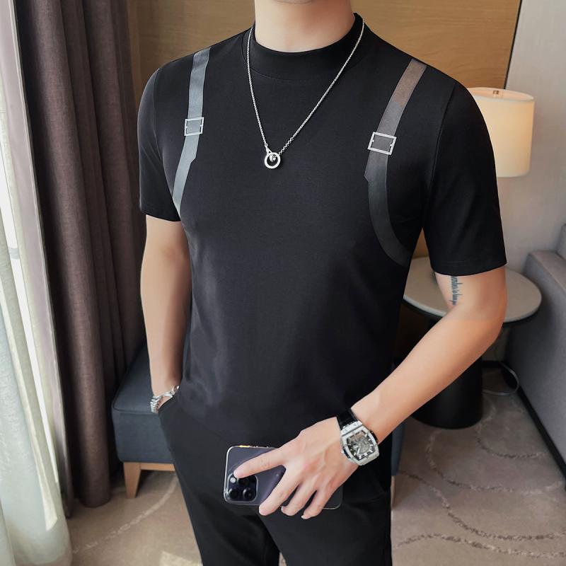 春 コーデ メンズ 服 シンプル ファ�