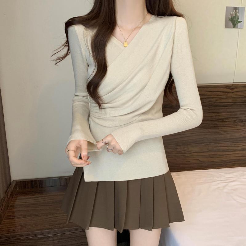春 コーデ レディース ファッション オシャレ アイテム カワイイ 用 シンプル 大人カワイイ Vネック セーター スタイリッシュ ウエスト スリムフィット スリット トップス 長袖 ニット レイヤリング シャツ