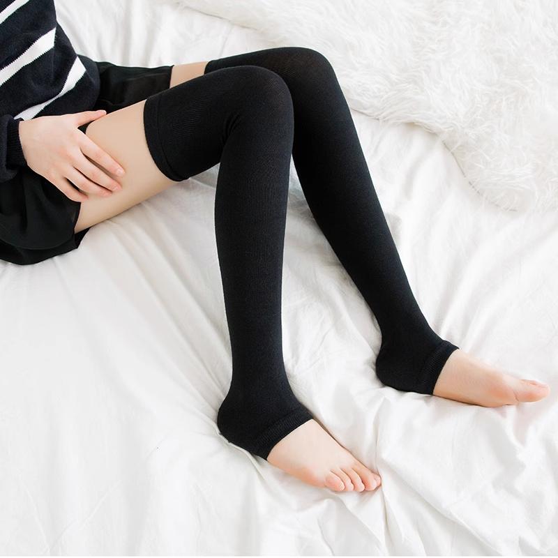 春 コーデ レディース ファッション オシャレ アイテム カワイイ コーデ シンプル きれい ナチュラル 上品カジュアル 用 暖かい 靴下 カバー 綿 ロング丈 ソックス ニーソックス