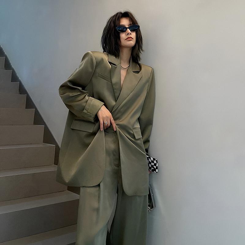 春コーデレディースファッションオシ...