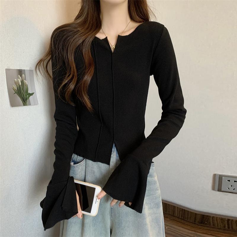 V-Neck - 春 コーデ レディース ファッション オシャレ アイテム カワイイ コーデ シンプル きれい ナチュラル 上品カジュアル 用 黒 ニット レイヤリング シャツ スリム Vネック セーター 長袖 トップス