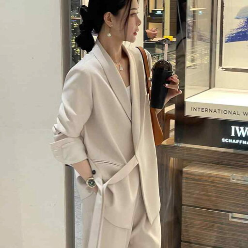 春 コーデ レディース ファッション オシャレ アイテム カワイイ コーデ シンプル きれい ナチュラル 上品カジュアル 用 黒 ブレザースーツ カジュアル ホワイト スーツ 春 コーデ レディース ファッション オシャレ アイテム カワイイ コーデ シンプル きれい ナチュラル 上品カジュアル 用 黒 ブレザースーツ カジュアル ホワイト スーツ