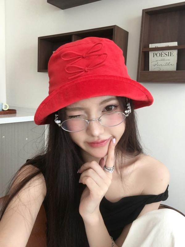 春 コーデ レディース ファッション オシャレ アイテム カワイイ コーデ シンプル きれいめ ナチュラル 上品カジュアル 女性用 婦人服 ベルベット バケット ハット 韓国ファッション 通気性 ハット レトロ カジュアル