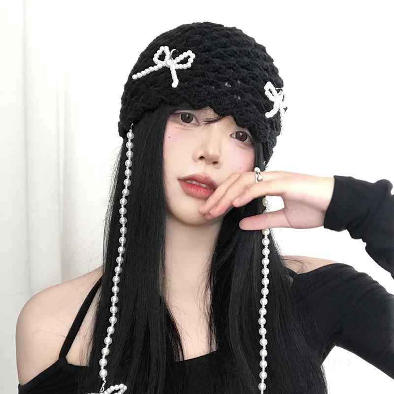 春 コーデ レディース ファッション オシャレ アイテム カワイイ コーデ シンプル きれいめ ナチュラル 上品カジュアル 女性用 婦人服 韓国ファッション パール リボン ブラック プルオーバー ハット レトロ 帽子 ニット 帽子