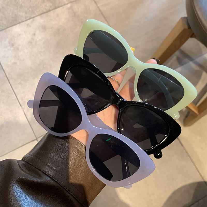 春 コーデ レディース ファッション オシャレ アイテム カワイイ コーデ シンプル きれいめ ナチュラル 上品カジュアル 女性用 婦人服 フレンチ レトロ キャットアイ サングラス ハイエンド 紫外線防止