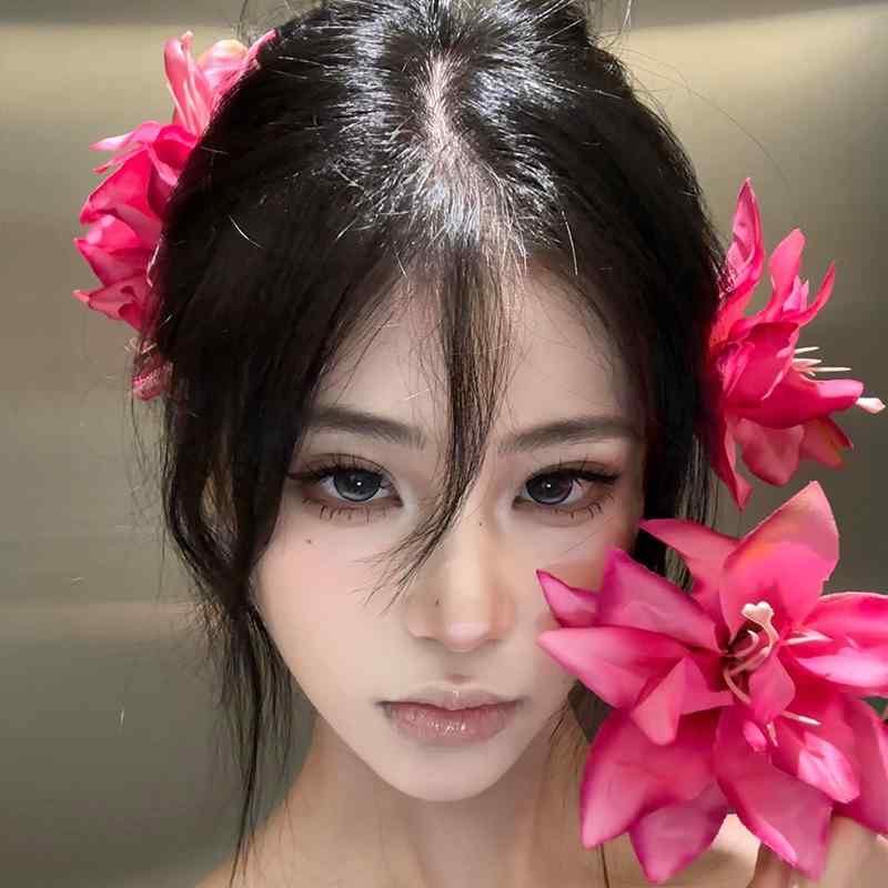 春 コーデ レディース ファッション オシャレ アイテム カワイイ コーデ シンプル きれいめ ナチュラル 上品カジュアル 女性用 婦人服 桃色 花 フェアリー バラ 赤 ユリ ヘアピン ダックビル クリップ ハイエンド 海辺 ヘッド ドレス