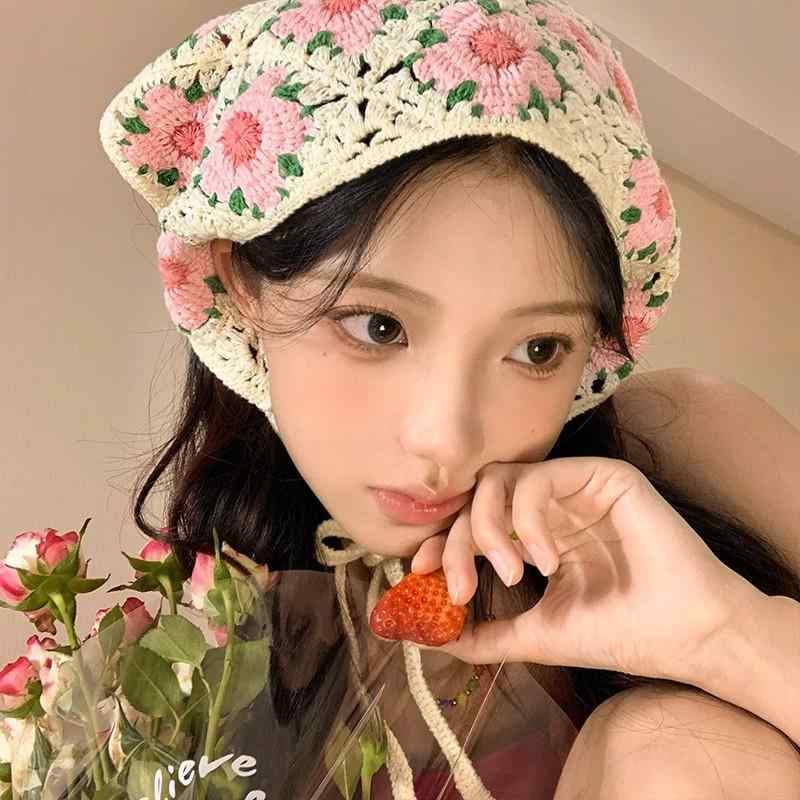 春 コーデ レディース ファッション オシャレ アイテム カワイイ コーデ シンプル きれいめ ナチュラル 上品カジュアル 女性用 婦人服 海辺 花柄 ニット ピンク 三角 ヘッド スカーフ フレンチ レトロ バンド