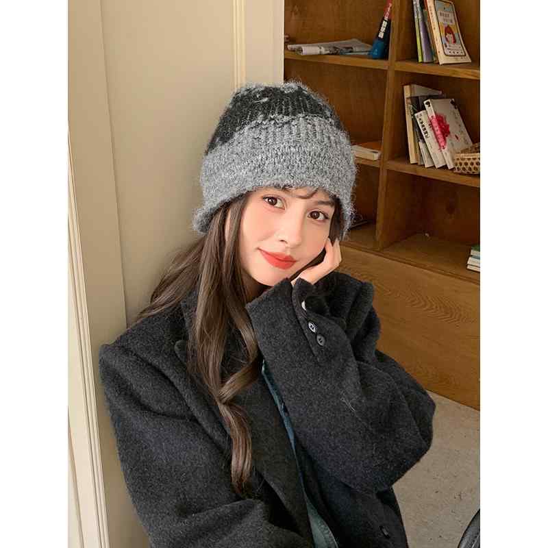 春 コーデ レディース ファッション オシャレ アイテム カワイイ コーデ シンプル きれいめ ナチュラル 上品カジュアル 女性用 婦人服 レトロ コントラスト グレー ウール ニット 帽子 防寒 帽子 プレーン フェイスカバー バケット ハット プルオーバー