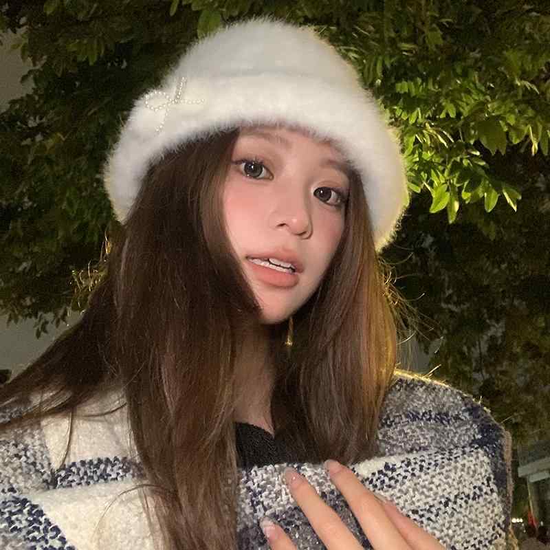 春 コーデ レディース ファッション オシャレ アイテム カワイイ コーデ シンプル きれいめ ナチュラル 上品カジュアル 女性用 婦人服 フレンチ パール リボン ウサギ ファー 帽子 秋 暖かい カール バケット ハット