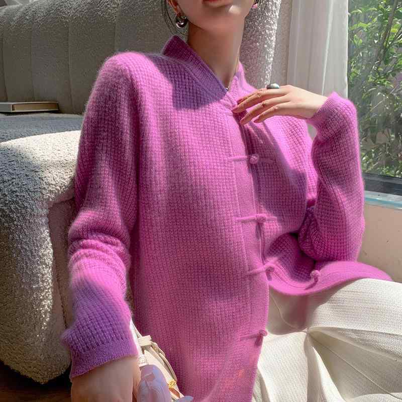 Rakuten - 春 コーデ レディース ファッション オシャレ カワイイ シンプル きれいめ ナチュラル 上品カジュアル 婦人服 ディスクボタン スタンドカラー カーディガン セーター 防寒 ソフト ニット ジャケット 紫