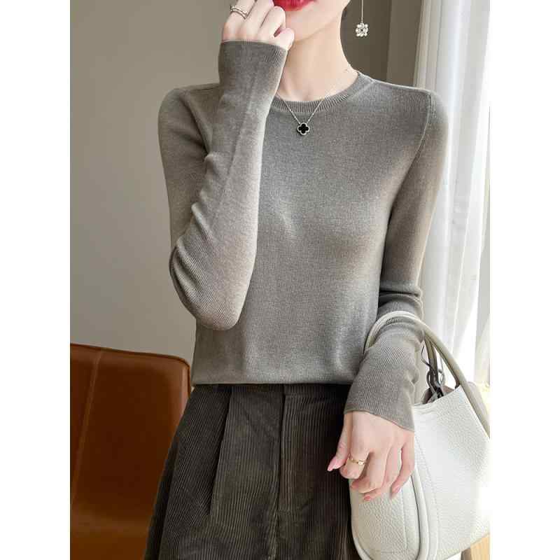 春 コーデ レディース ファッション オシャレ カワイイ シンプル きれいめ ナチュラル 上品カジュアル 婦人服 ラウンドネック 長袖 セーター シンプル スリムフィット