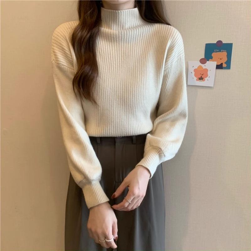 春 コーデ レディース ファッション オシャレ カワイイ シンプル きれいめ ナチュラル 上品カジュアル 婦人服 ハーフ タートルネック プルオーバー セーター クラシック 柔らかい ベース ニット アウターウェア 厚手
