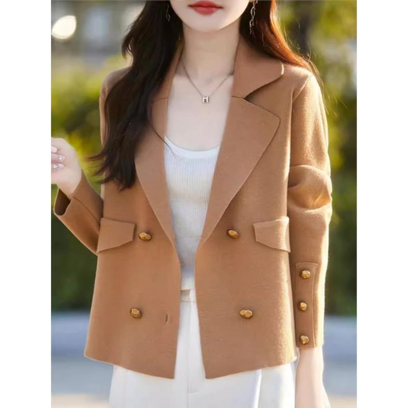 春 コーデ レディース ファッション オシャレ カワイイ シンプル きれいめ ナチュラル 上品カジュアル 婦人服 スーツ ニット ジャケット カーディガン ウーステッド ウール ダブルブレスト 長袖 トップス