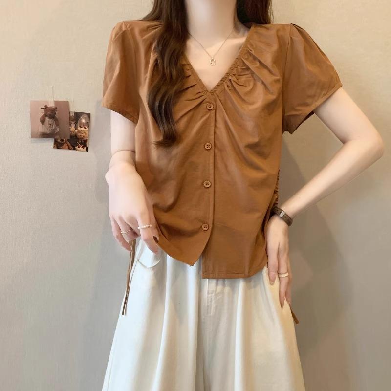 春 コーデ レディース ファッション オシャレ カワイイ シンプル きれいめ ナチュラル 上品カジュアル 婦人服 フレンチ 半袖 シャツ プリーツ トップス スリム(4.0)