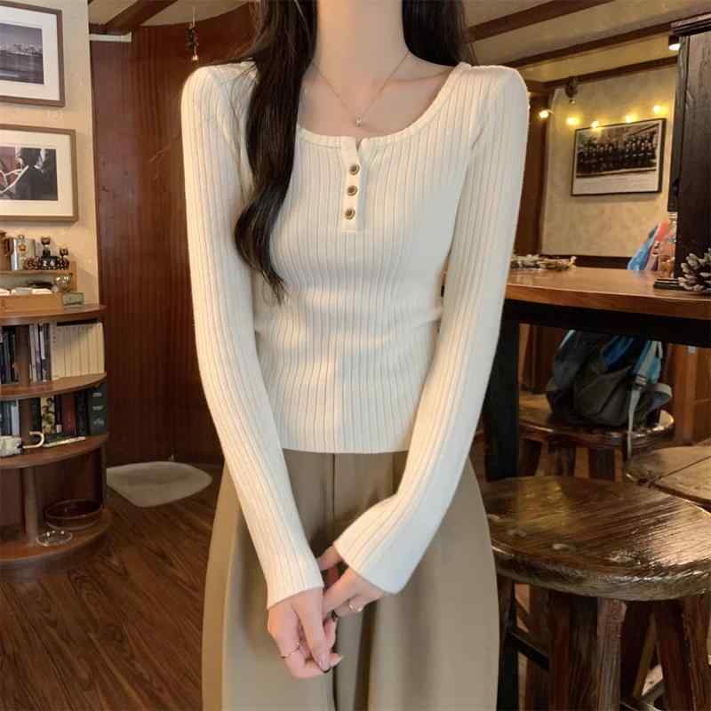 Square Neck - 春 コーデ レディース ファッション オシャレ カワイイ シンプル きれいめ ナチュラル 上品カジュアル 婦人服 フレンチ風スクエア ネック スリム 長袖 トップス ニット セーター カジュアル インナーウェア