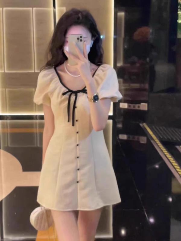 Wear （Martial Arts） - 春 コーデ レディース ファッション オシャレ カワイイ シンプル きれいめ ナチュラル 上品カジュアル 婦人服 フレンチ風 スタイル 半袖 ドレス 夏 大きいサイズ ハイエンド ウエスト スリム Aライン スカート