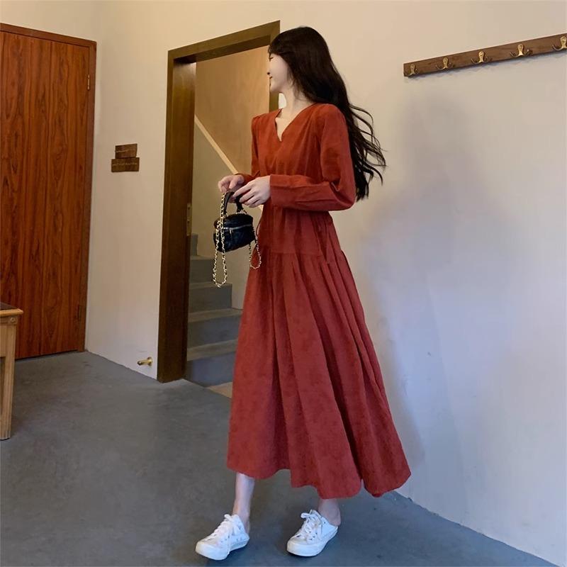 春 コーデ レディース ファッション オシャレ カワイイ シンプル きれいめ ナチュラル 上品カジュアル 婦人服 Vネック 長袖 ドレス ウエスト スリム フレンチ ロング スカート
