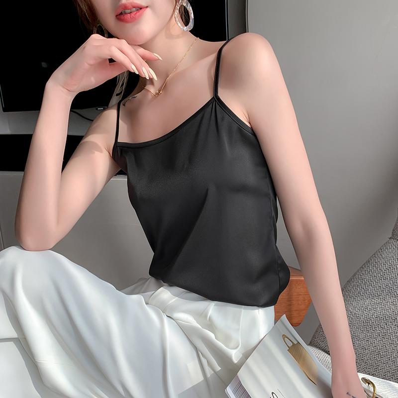 春 コーデ レディース ファッション オシャレ カワイイ シンプル きれいめ ナチュラル 上品カジュアル 婦人服 夏 サテン アセテート ワンライン カラー アウタートップス スーツ ノースリーブベスト