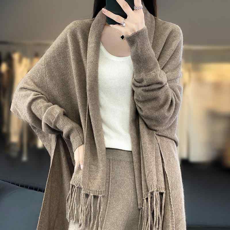 春 コーデ レディース ファッション オシャレ カワイイ シンプル きれいめ ナチュラル 上品カジュアル 婦人服 ウール ニット ストール アウターウェア カーディガン セーター コート ケープ トップス